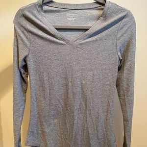 Athletic gray shirt